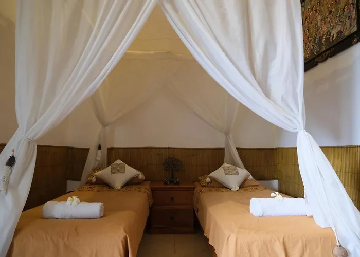 ゲストハウス Retreat Toraja Baturinggit クブ