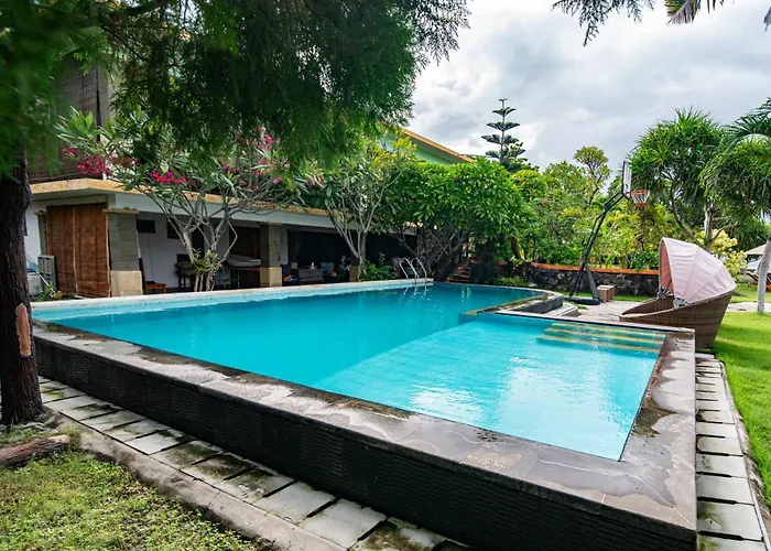 Retreat Toraja Baturinggit ゲストハウス クブ